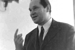 16-Emelyanov-Stanislav-Vasilevich-vystupaet-2