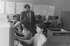 21-Zanyatiya-v-displejnom-klasse-ES-EVM